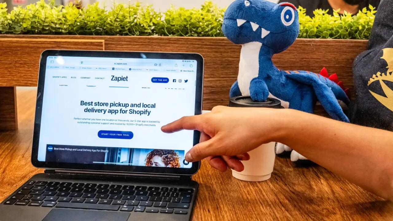 Zapietousaurus is ready for BFCM with Zapiet ‑ Pickup + Delivery for Shopify